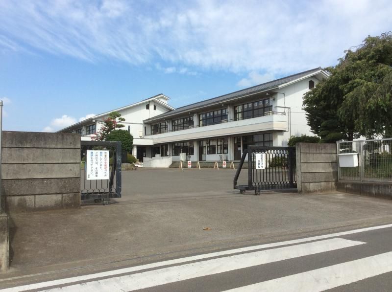 近くの太田市立宝泉南小学校まで2,098m（徒歩27分）