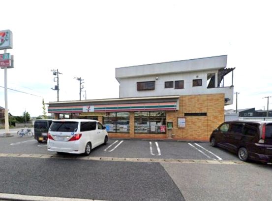 近くのセブンイレブン 市原青柳店まで295m（徒歩4分）