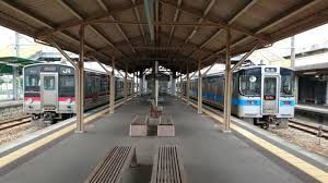近くのＪＲ予讃線観音寺駅まで966m（徒歩13分）