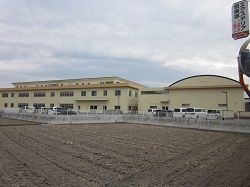 近くの飯山こども園まで711m（徒歩9分）