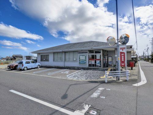 近くの江南高屋郵便局まで384m(徒歩5分)