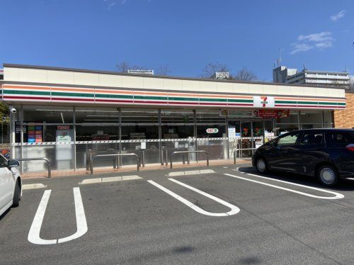 近くのセブンイレブン 草津南笠町店まで664m(徒歩9分)