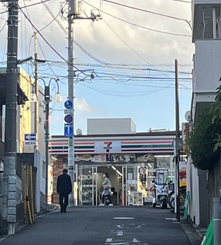近くのセブンイレブン 浦和東高砂町店まで200m（徒歩3分）