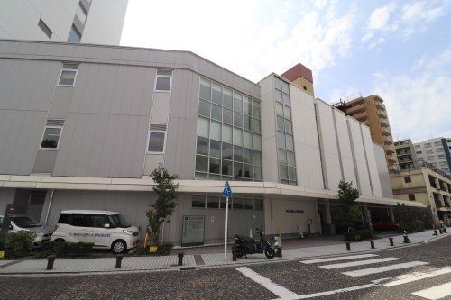 近くの神奈川歯科大学附属病院まで355m（徒歩5分）