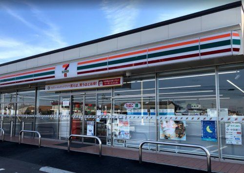 近くのセブンイレブン 岡山浦安店まで887m（徒歩12分）