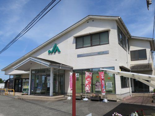 近くのJA福岡豊築吉富まで335m(徒歩5分)