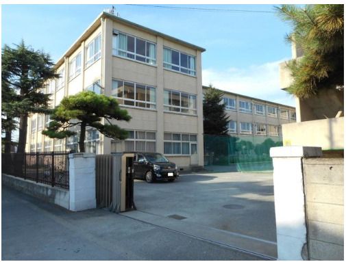 近くの前橋市立第一中学校まで1,116m(徒歩14分)