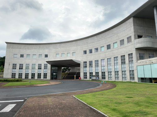 近くの日本赤十字九州国際看護まで3,468m（徒歩44分）
