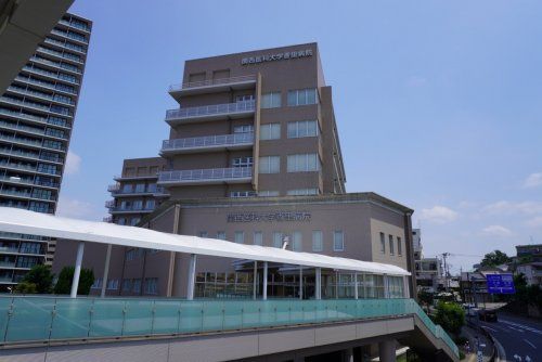 近くの関西医科大学香里病院まで546m（徒歩7分）