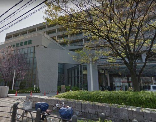 近くの済生会吹田病院まで907m（徒歩12分）