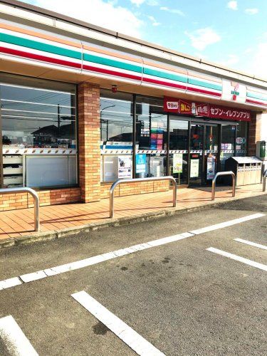 近くのセブンイレブン 伊勢崎豊城町店まで1,557m（徒歩20分）