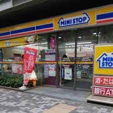 近くのミニストップ 神田美土代町店まで413m(徒歩6分)