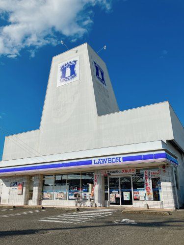近くのローソン 川内上川内町店まで626m（徒歩8分）