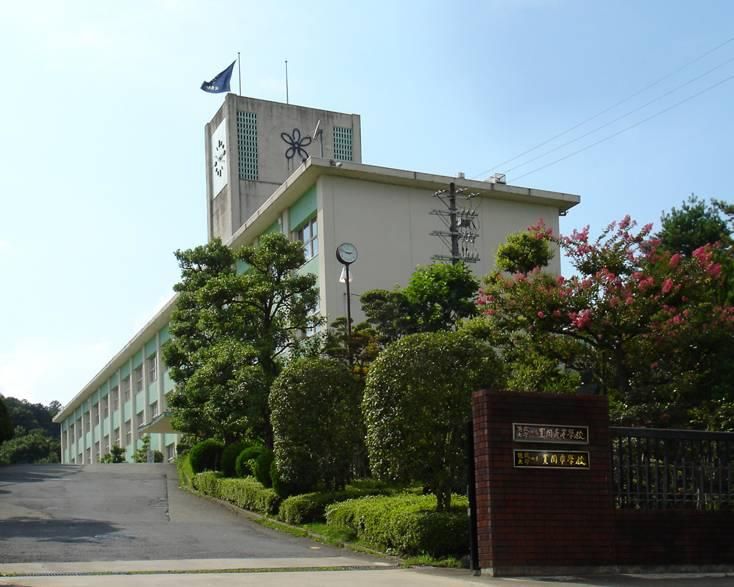 近くの私立豊岡短期大学まで714m（徒歩9分）