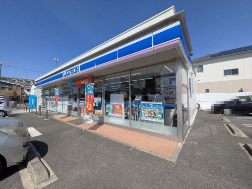 近くのローソン 高田寺店まで220m(徒歩3分)