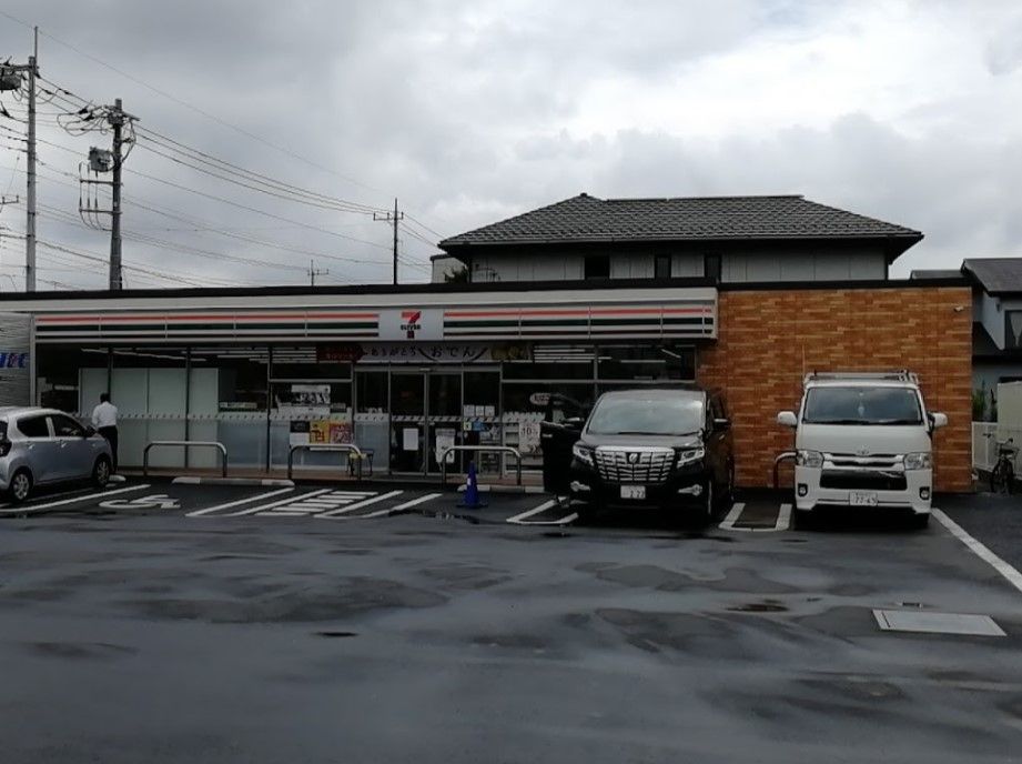 近くのセブンイレブン 川口青果市場入口店まで872m(徒歩11分)