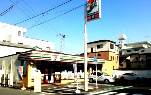 近くのセブン‐イレブン 横浜丸山町店まで338m(徒歩5分)