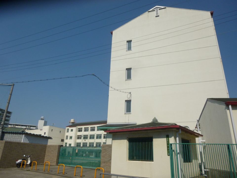 近くの大阪市立豊里南小学校まで177m(徒歩3分)