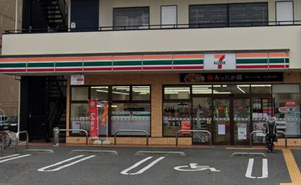 近くのセブンイレブン 大阪千島３丁目店まで496m（徒歩7分）