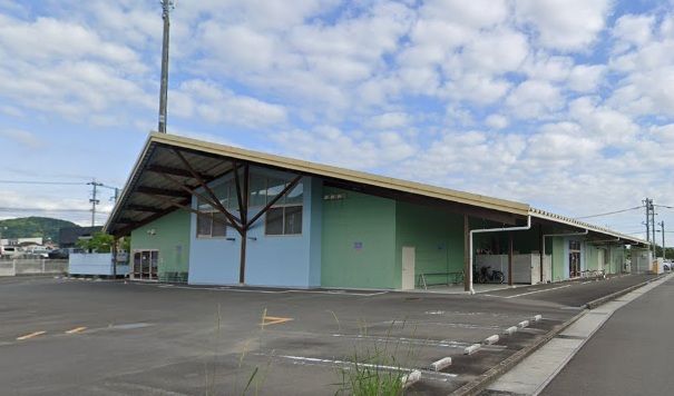 近くのダイナム 宮崎日向財光寺店ゆったり館まで272m(徒歩4分)