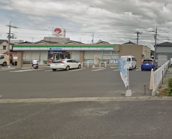 近くのファミリーマート 岡山三浜町店まで460m(徒歩6分)