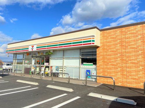 近くのセブンイレブン 同志社山手店まで1,464m(徒歩19分)