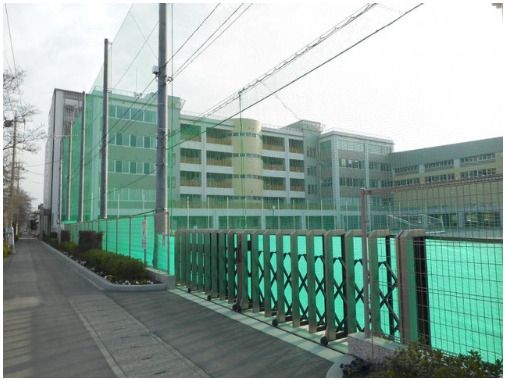 近くの前橋市立みずき中学校まで304m（徒歩4分）