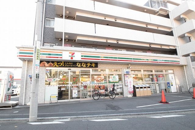 近くのセブンイレブン 横浜綱島西4丁目店まで388m(徒歩5分)