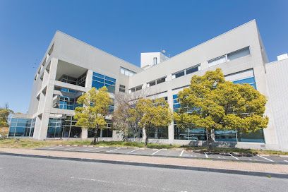 近くのせとうち観光専門職短期大学まで2,061m（徒歩26分）