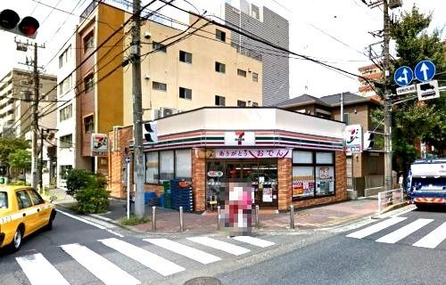 近くのセブン-イレブン 横浜南吉田町4丁目店まで603m(徒歩8分)