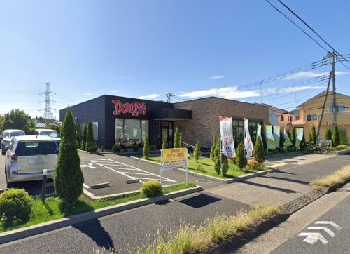 近くのデニーズ町田大蔵店まで960m（徒歩12分）