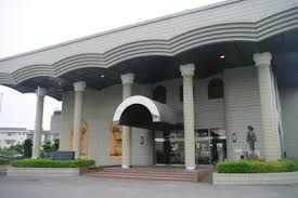 近くの観音寺市立豊浜図書館まで1,449m（徒歩19分）