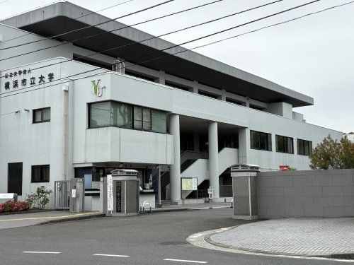 近くの横浜市立大学まで1,654m(徒歩21分)