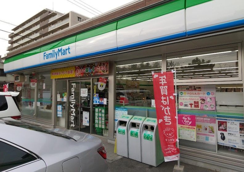 近くのファミリーマート 守山大牧町店まで95m(徒歩2分)