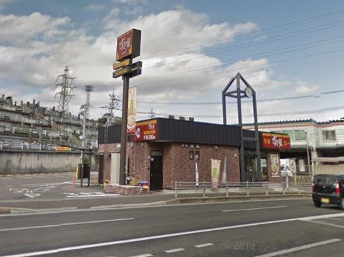 近くのすき家 499号長崎江川町店(旧 499号南長崎店)まで1,325m(徒歩17分)