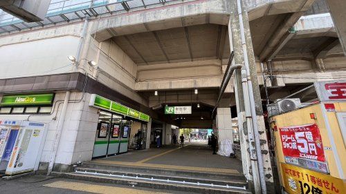 近くの新座駅北口まで1,646m（徒歩21分）
