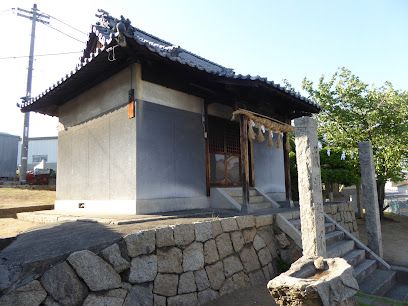 近くの三宝荒神社まで205m（徒歩3分）