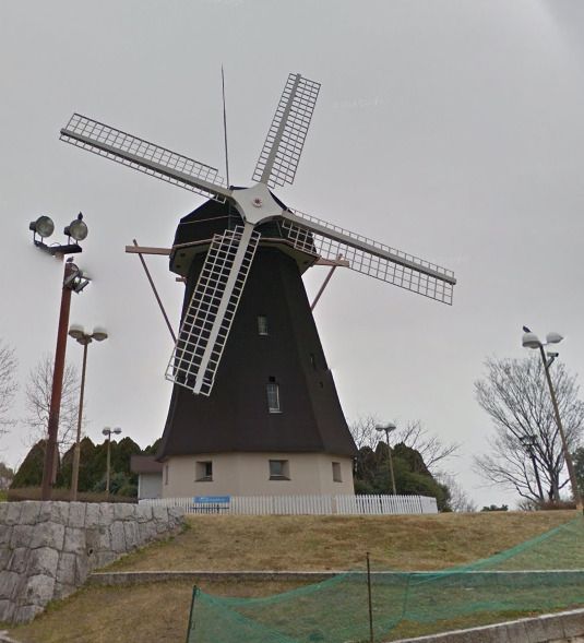 近くの花博記念公園鶴見緑地まで635m（徒歩8分）