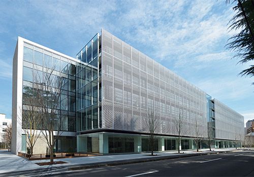 近くの東北学院大学　土樋キャンパスまで863m（徒歩11分）