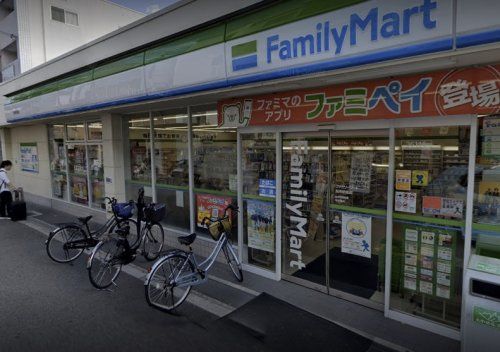 近くのファミリーマート 加美駅南店まで598m(徒歩8分)