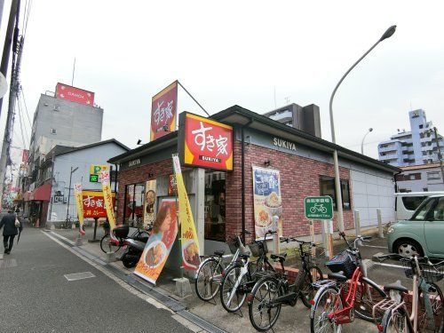 近くのすき家まで1,207m（徒歩16分）