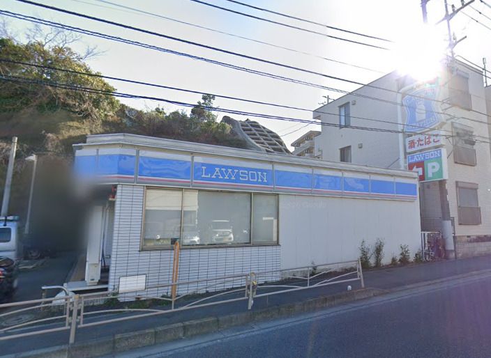 近くのローソン 富岡東五丁目店まで196m（徒歩3分）