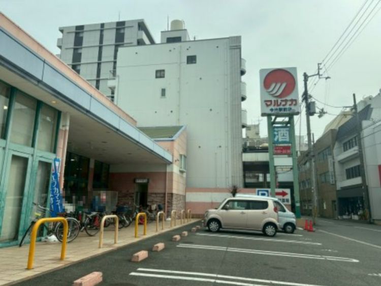 近くのマルナカ今治駅前店まで1,115m(徒歩14分)