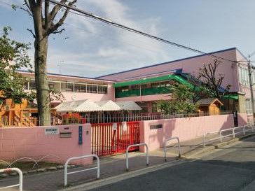 近くの御幸幼稚園まで292m（徒歩4分）