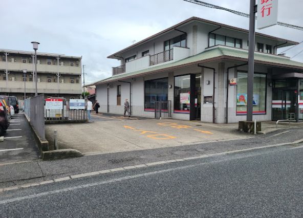 近くの中国銀行総社東支店まで32m（徒歩1分）