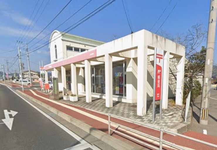 近くの彼杵郵便局まで455m(徒歩6分)