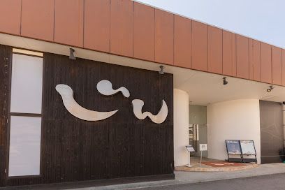 近くのじん　UTAZUまで1,178m（徒歩15分）