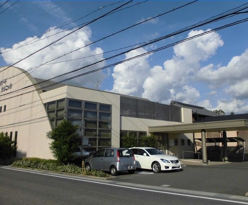 近くの松井ハートクリニックまで95m(徒歩2分)