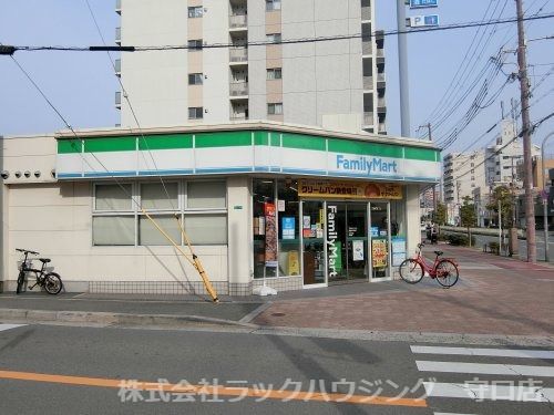 近くのファミリーマート 都島内代町店まで13m（徒歩1分）