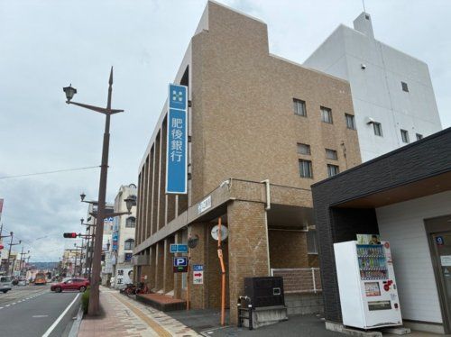 近くの肥後銀行健軍支店まで570m（徒歩8分）
